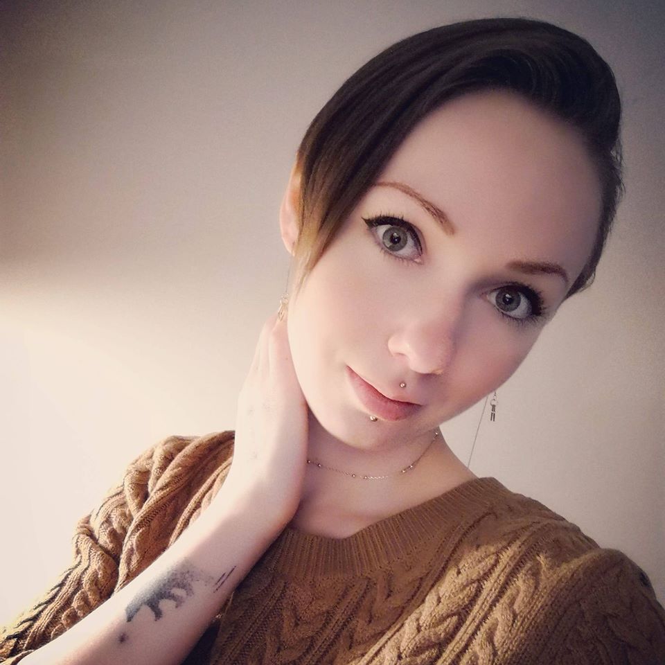 Sarah De Tealate